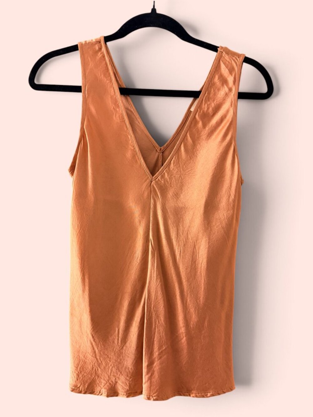 Nation LTD Ave Satin Tank Terracotta V Neck Size Small